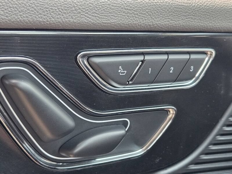 Used 2022 Lincoln Corsair FWD image 31