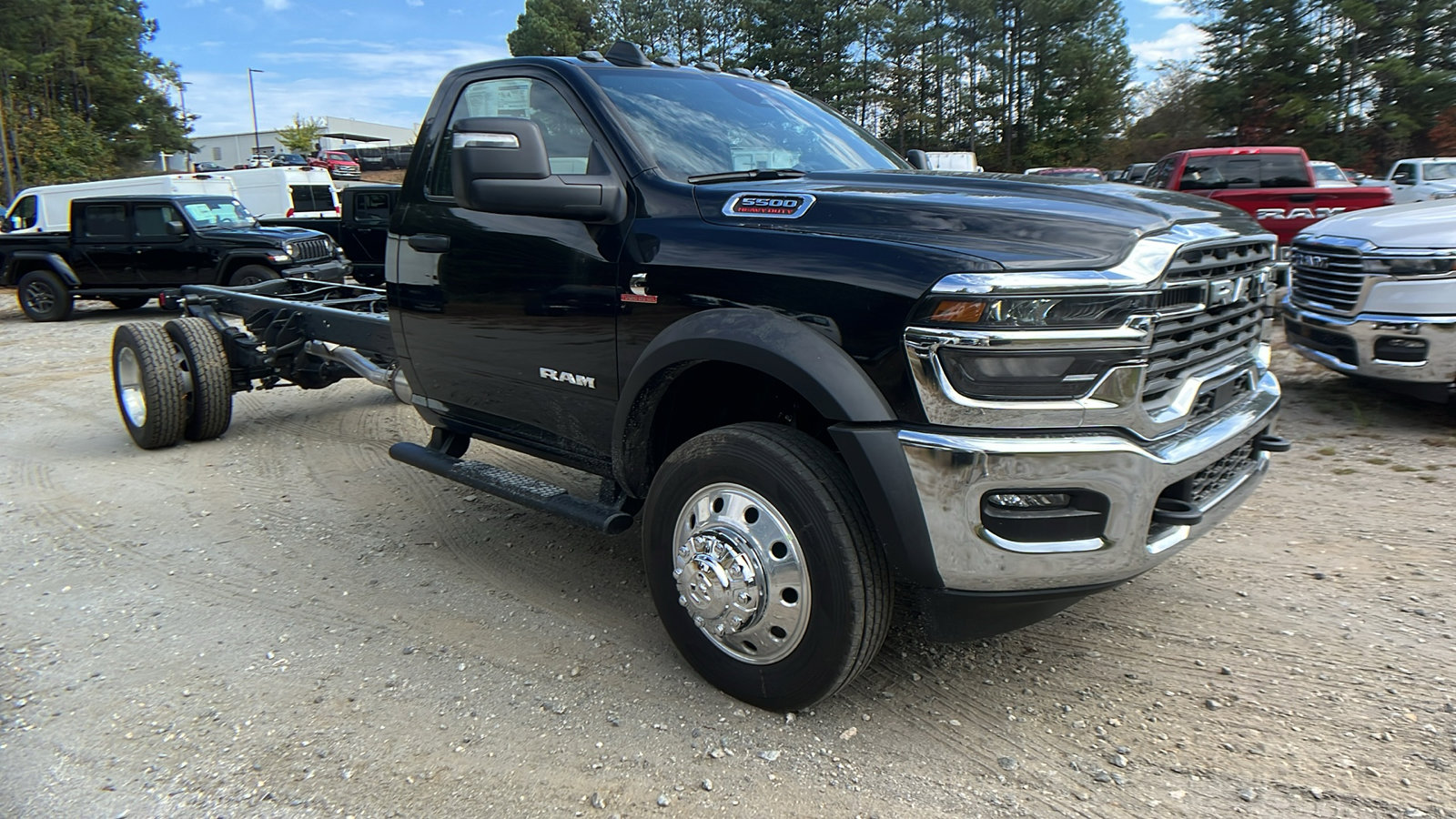 New 2025 RAM 5500 4x4 Regular Cab image 5