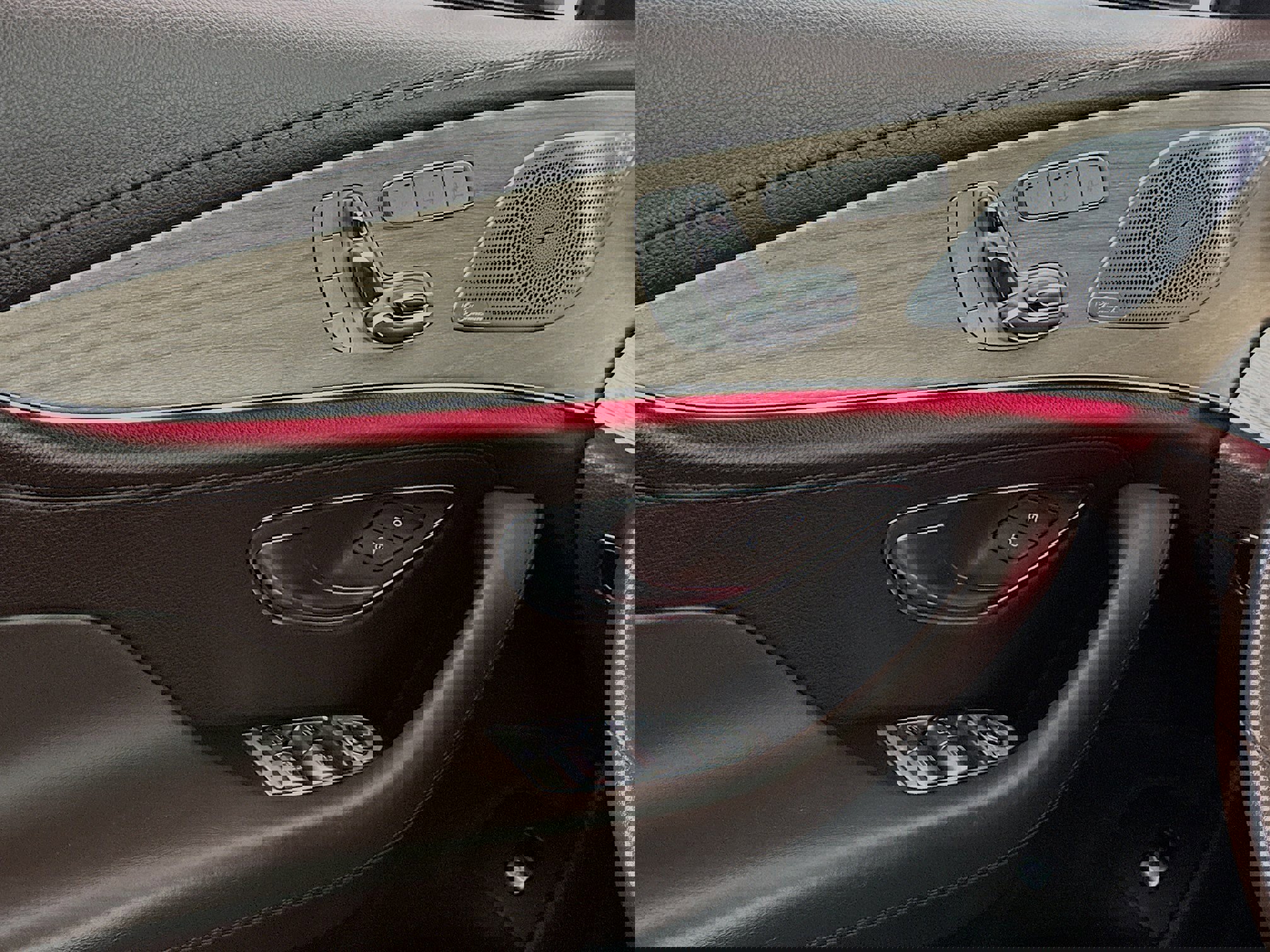 Used 2019 Mercedes-Benz CLS 450 4MATIC w/ Driver Assistance Package image 15