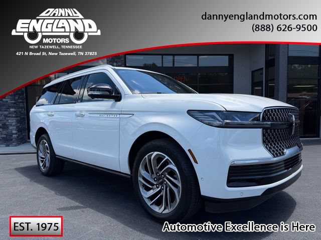 Used 2025 Lincoln Navigator Reserve AWD/4WD image 1
