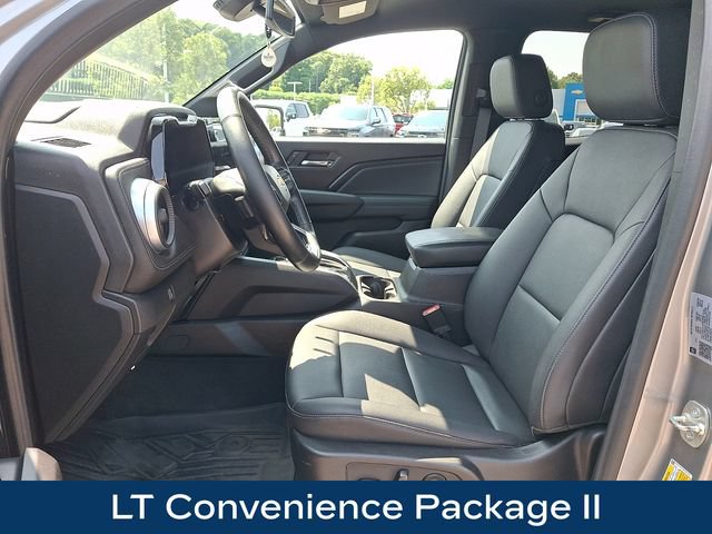 Used 2024 Chevrolet Colorado LT w/ LT Convenience Package III AWD/4WD image 2