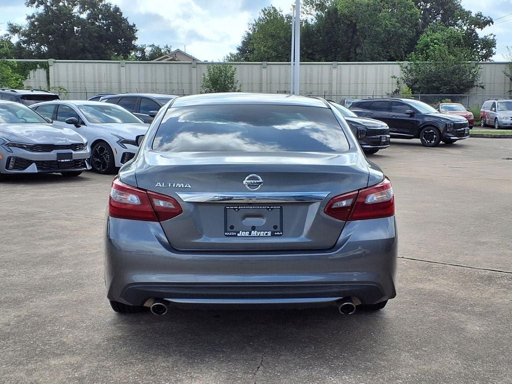 Used 2018 Nissan Altima 2.5 S w/ S Convenience Package FWD image 8