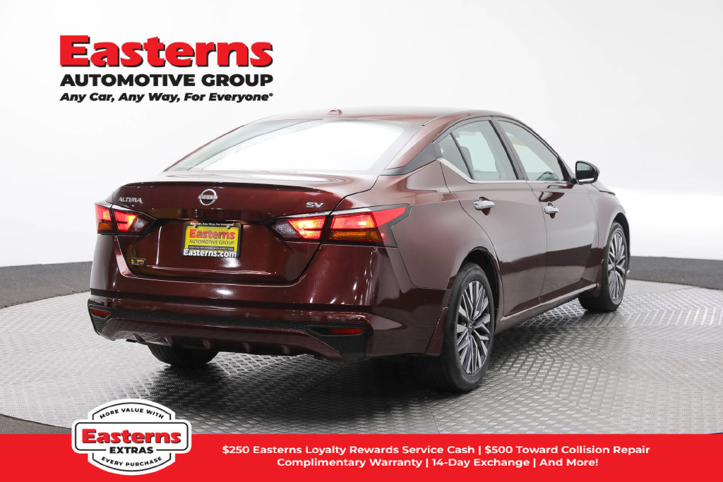 Used 2023 Nissan Altima 2.5 SV FWD image 6
