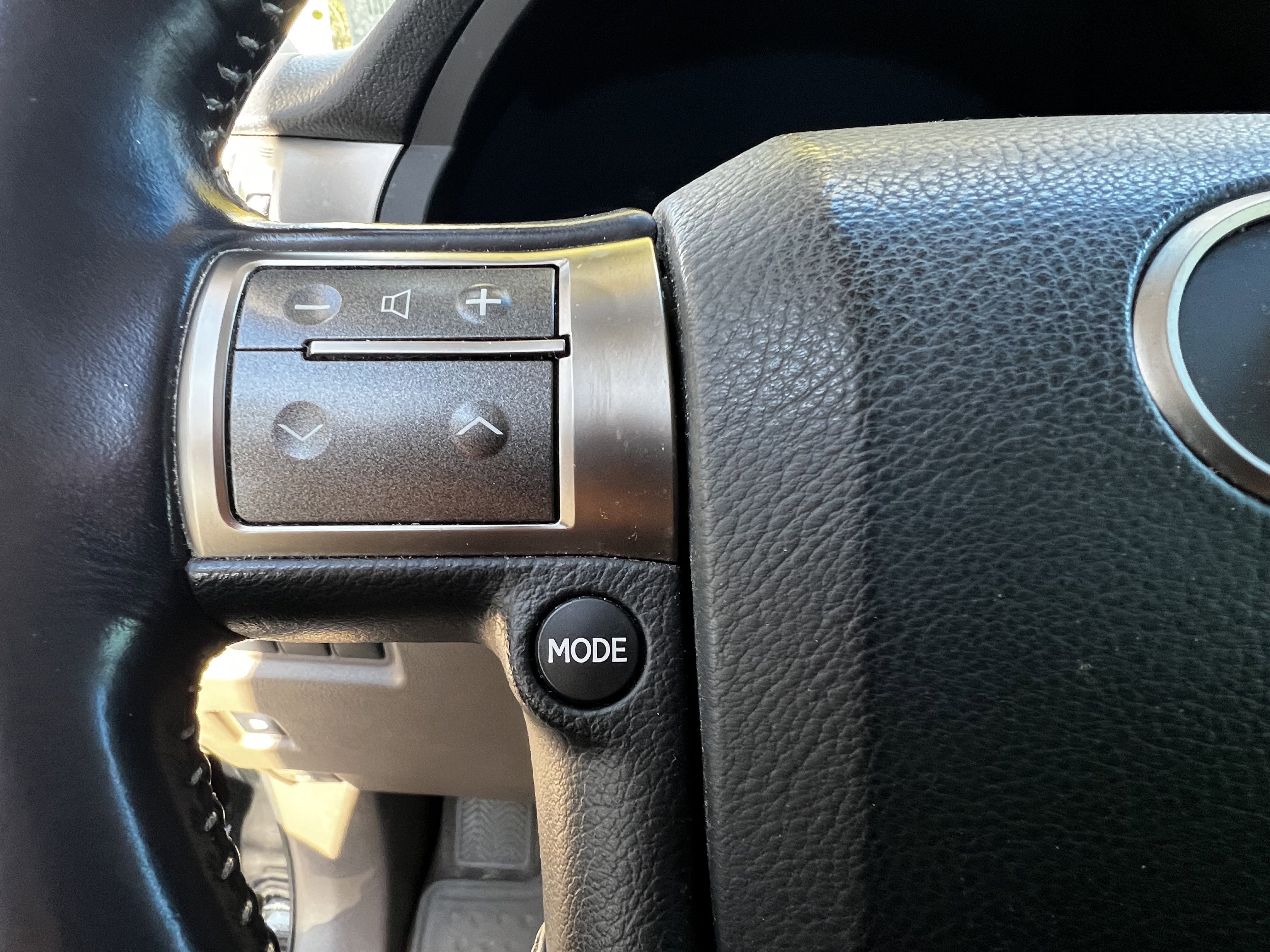 Used 2016 Lexus GX 460 image 19