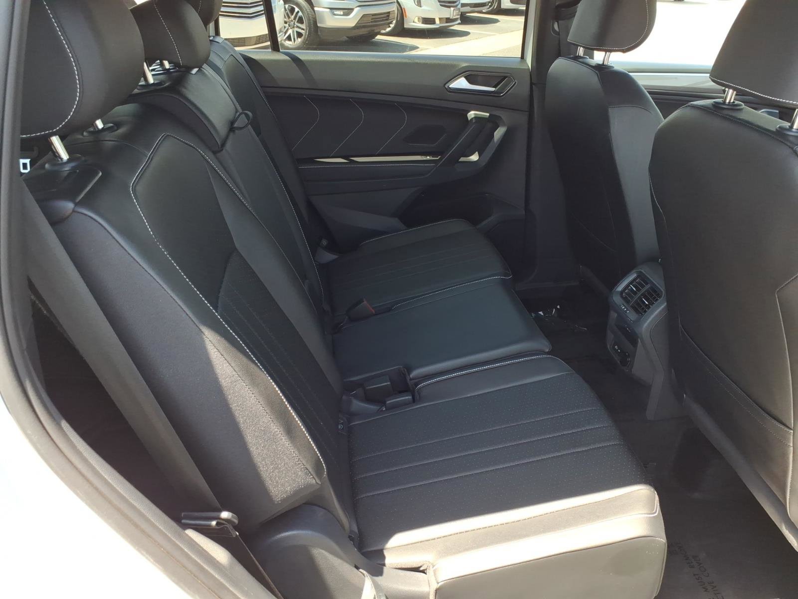 Certified 2023 Volkswagen Tiguan SE R-Line FWD image 14