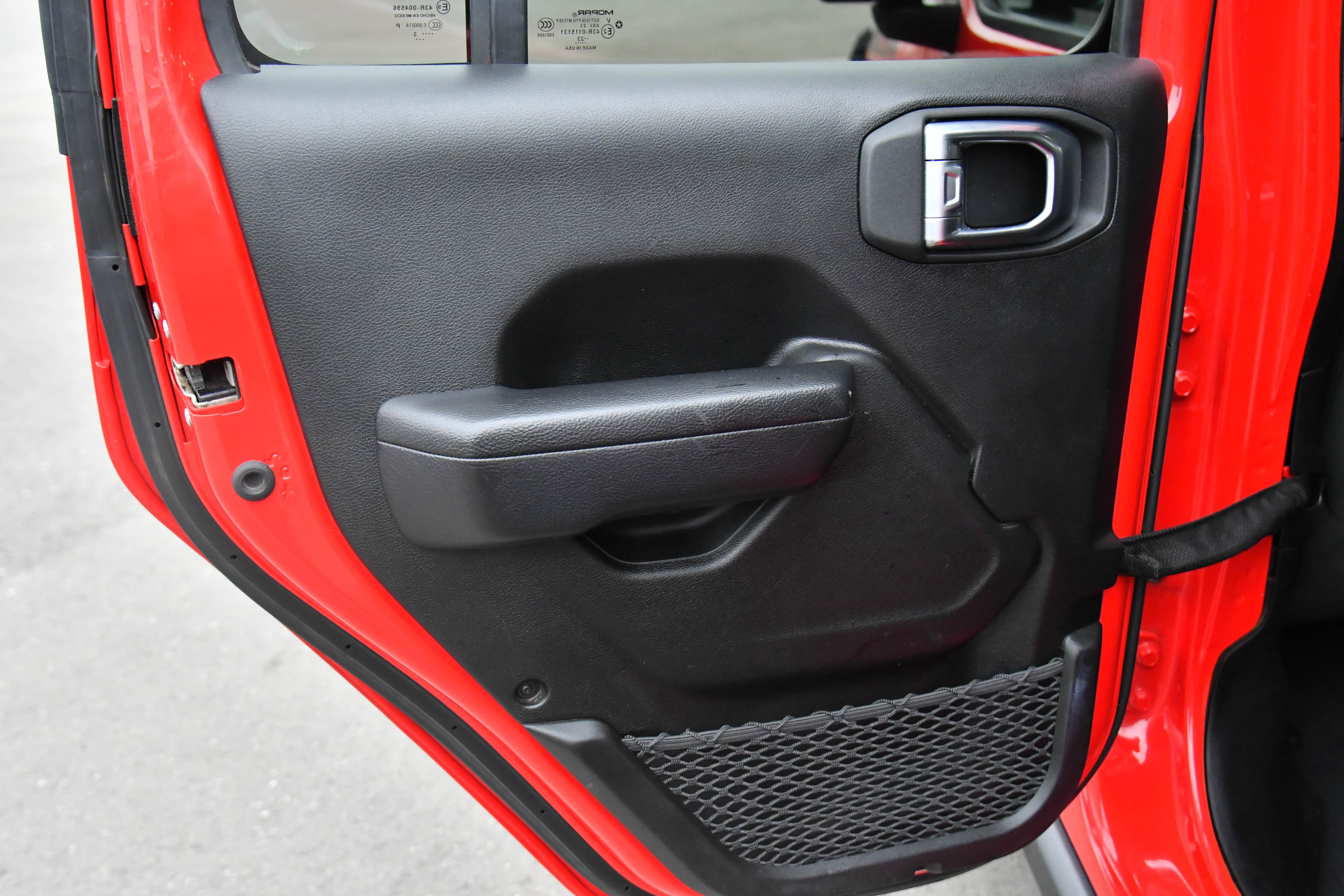 Used 2023 Jeep Wrangler Unlimited Rubicon image 34