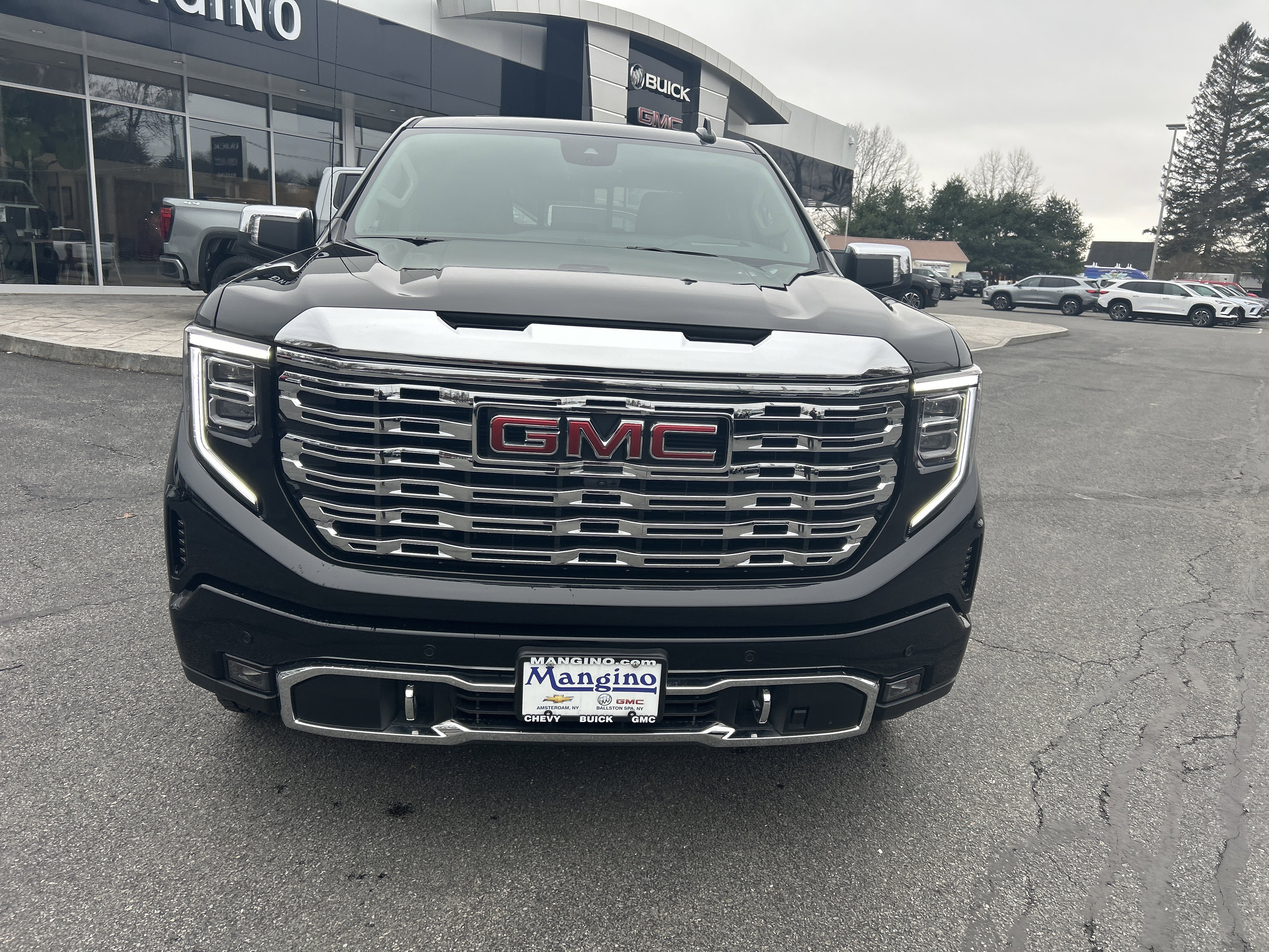 Used 2025 GMC Sierra 1500 Denali w/ Denali Reserve Package image 13