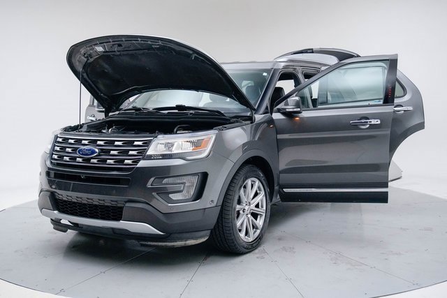 Used 2017 Ford Explorer Limited w/ Equipment Group 301A image 17