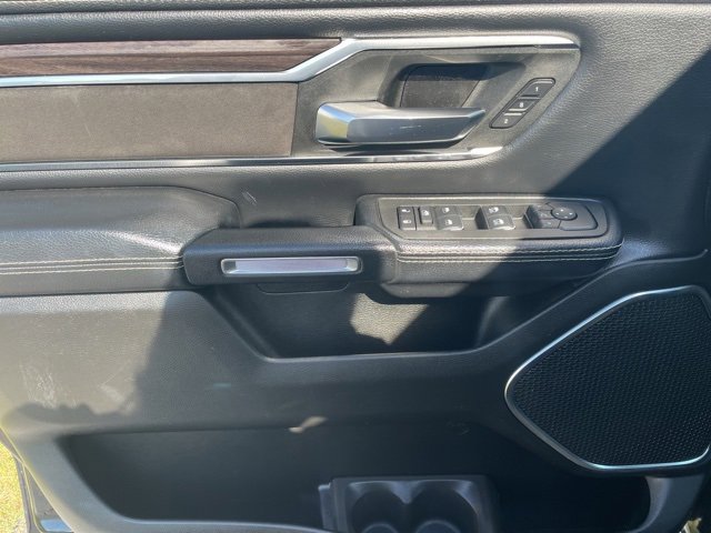 Used 2025 RAM 1500 Laramie image 18