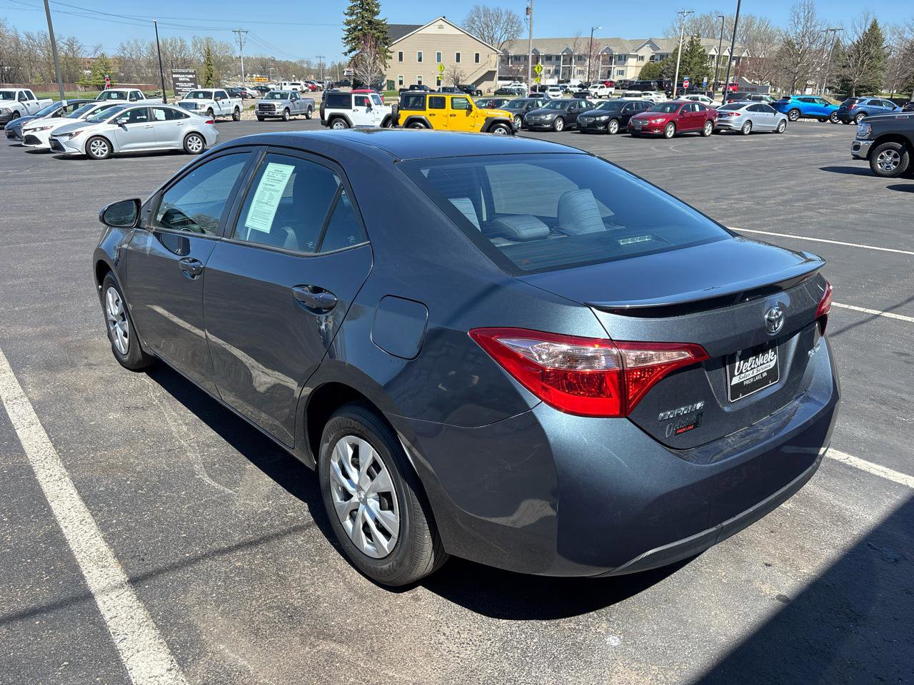 Used 2018 Toyota Corolla LE image 5