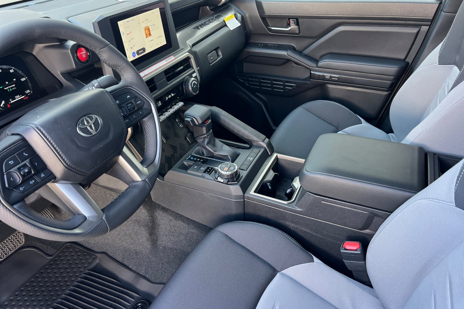 Certified 2026 Toyota Tacoma TRD Off-Road AWD/4WD image 9