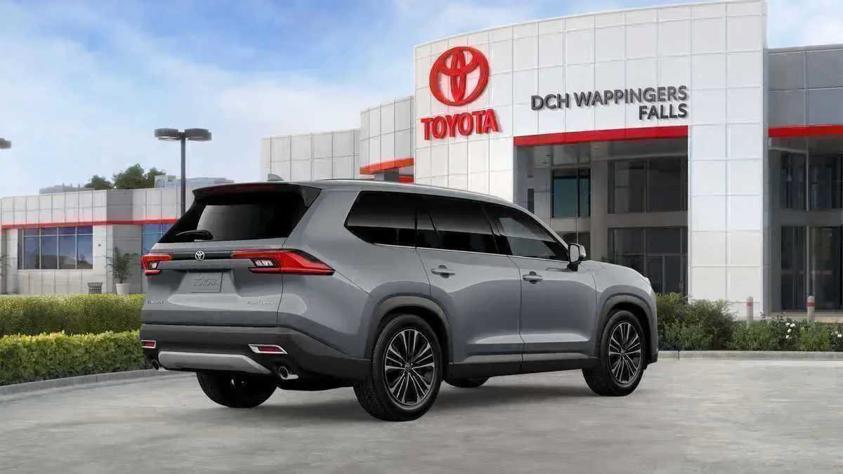 New 2026 Toyota Grand Highlander AWD Hybrid image 12