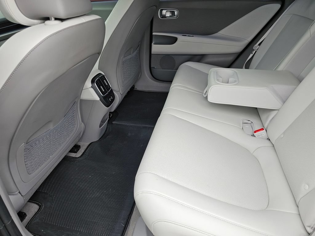 Certified 2024 Hyundai Ioniq 6 SEL RWD image 20