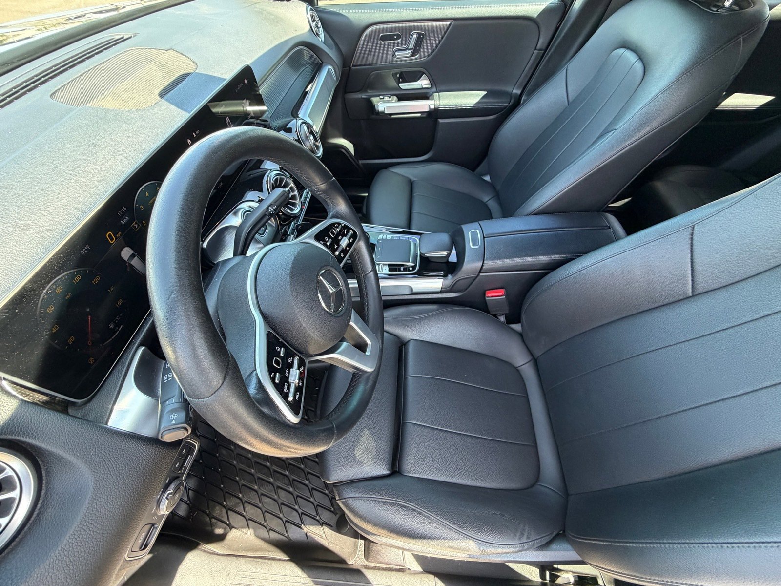 Used 2020 Mercedes-Benz GLB 250 image 15