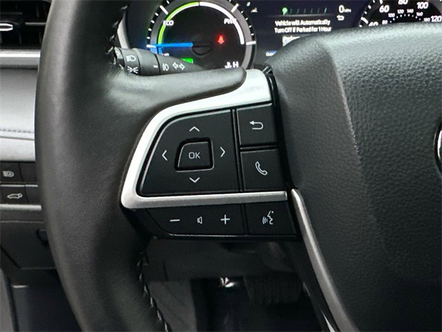 Certified 2024 Toyota Highlander XLE image 27