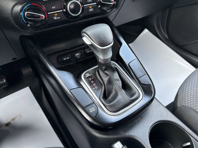 Used 2022 Kia Soul LX image 34