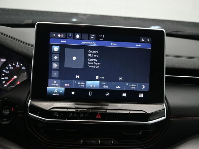 Used 2022 Jeep Compass Limited image 13