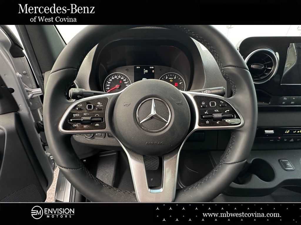 New 2023 Mercedes-Benz Sprinter 2500 image 28