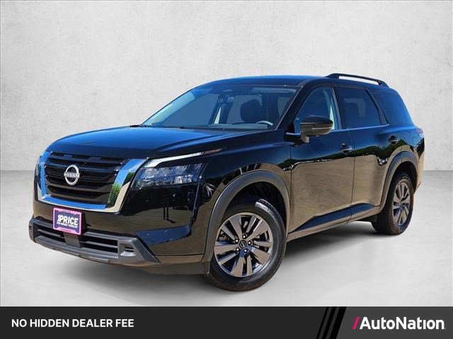 Used 2025 Nissan Pathfinder SV AWD/4WD image 1