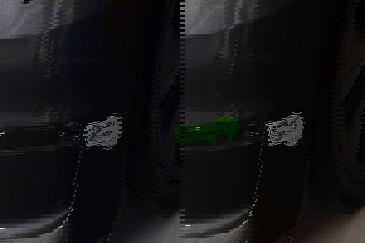 Used 2023 Tesla Model S AWD image 4