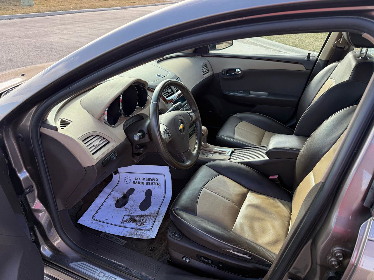 Used 2011 Chevrolet Malibu LTZ w/ HFV6 Engine Package image 9