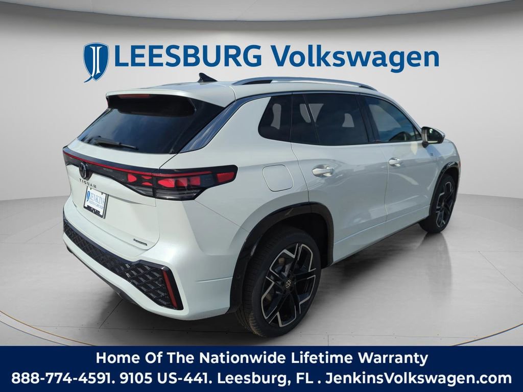 Used 2026 Volkswagen Tiguan SEL R-Line image 6