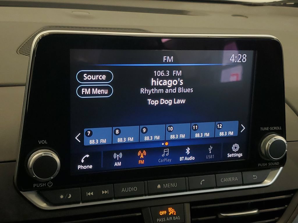 Used 2025 Nissan Altima 2.5 SV FWD image 19