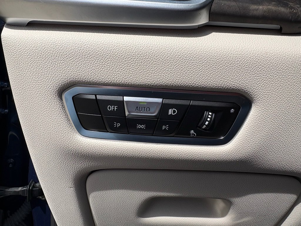 Used 2022 BMW X5 xDrive40i w/ Executive Package image 10