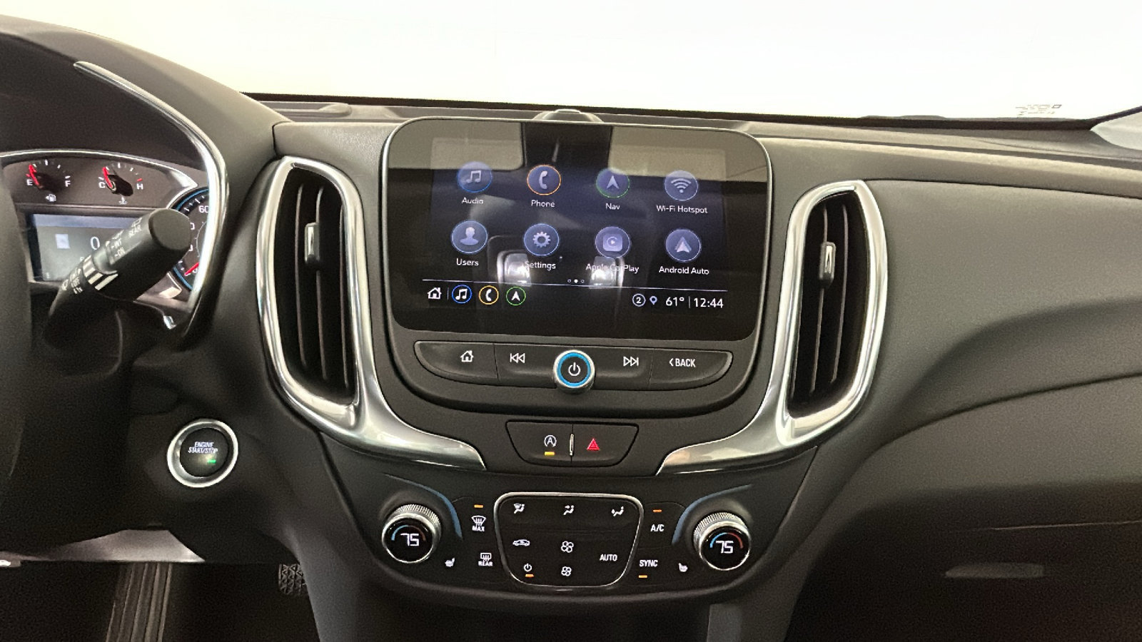 Used 2024 Chevrolet Equinox LT FWD image 28