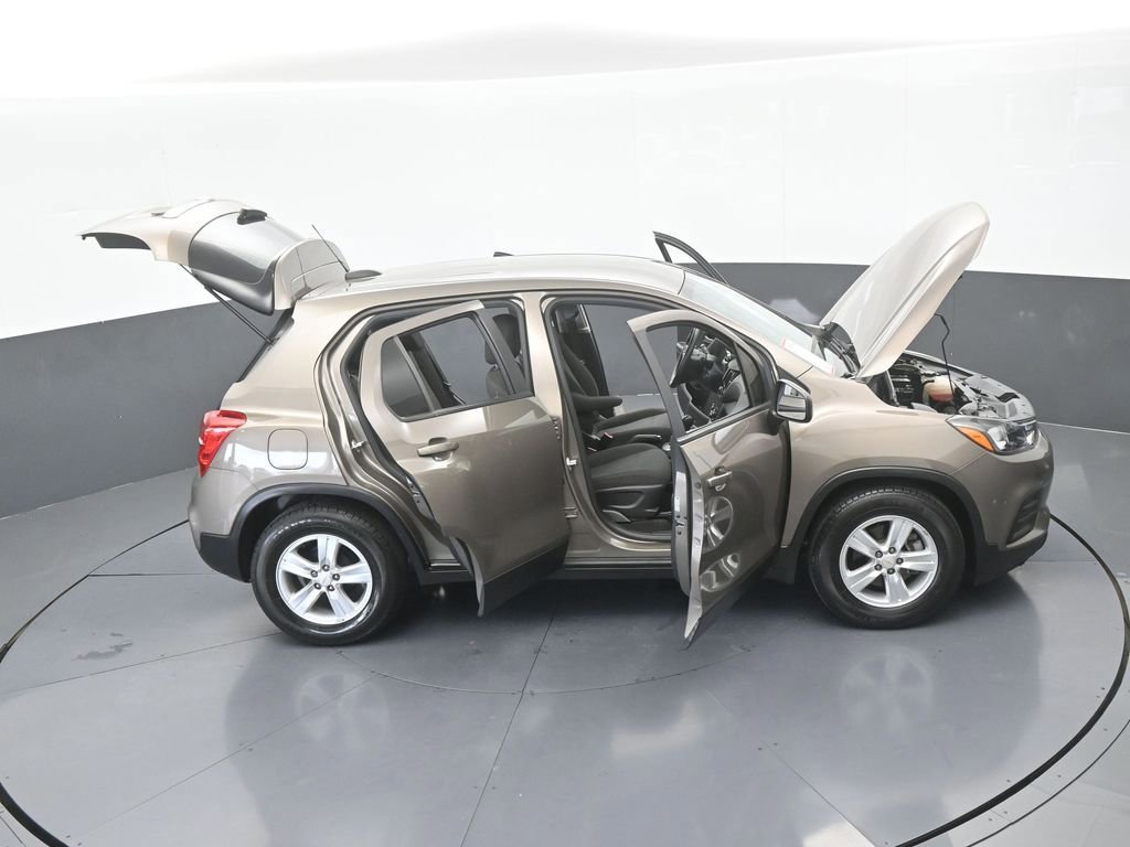 Used 2021 Chevrolet Trax LS w/ Tint and Cruise Package FWD image 67