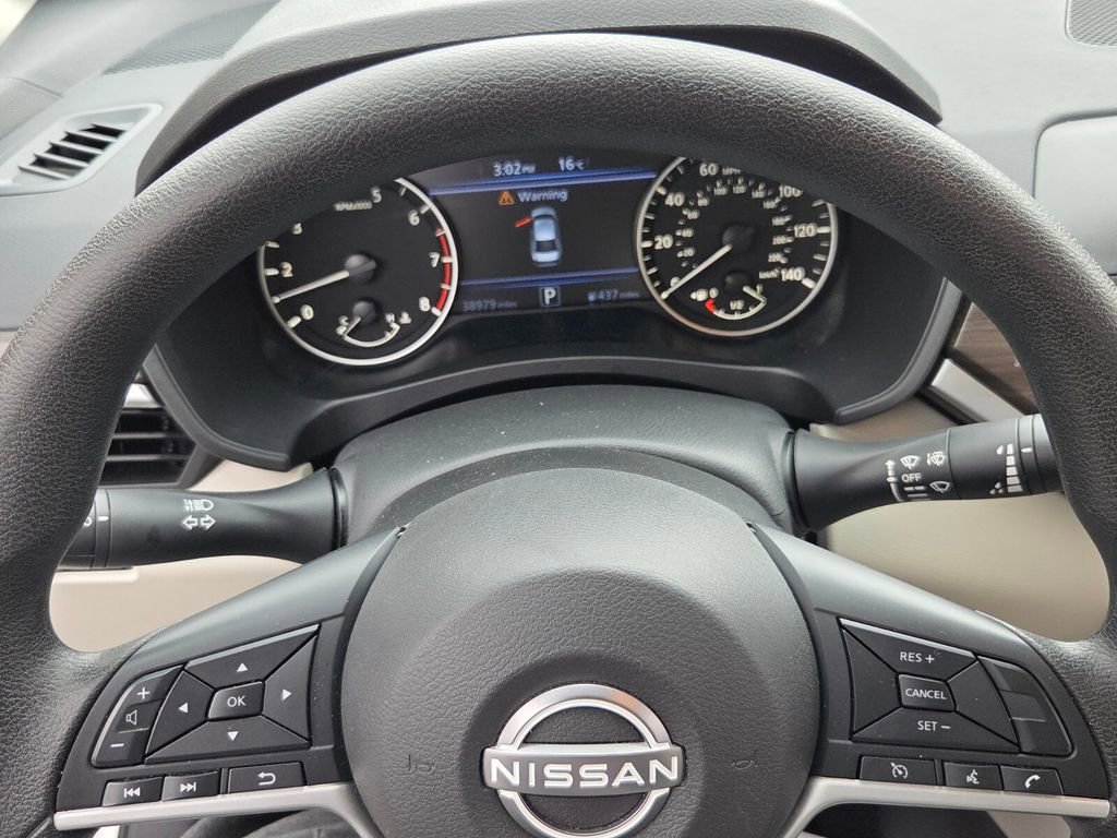 Used 2025 Nissan Altima 2.5 SV image 21