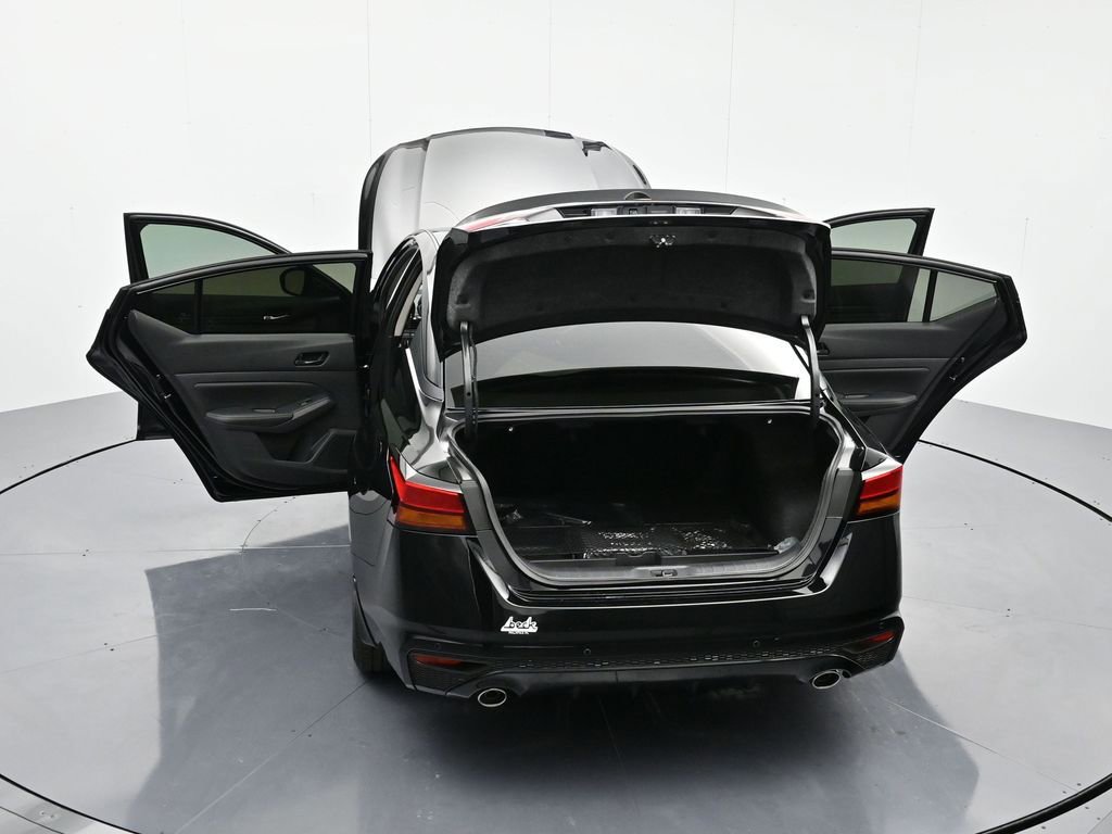 New 2025 Nissan Altima 2.5 SV w/ SV Special Edition Package image 45