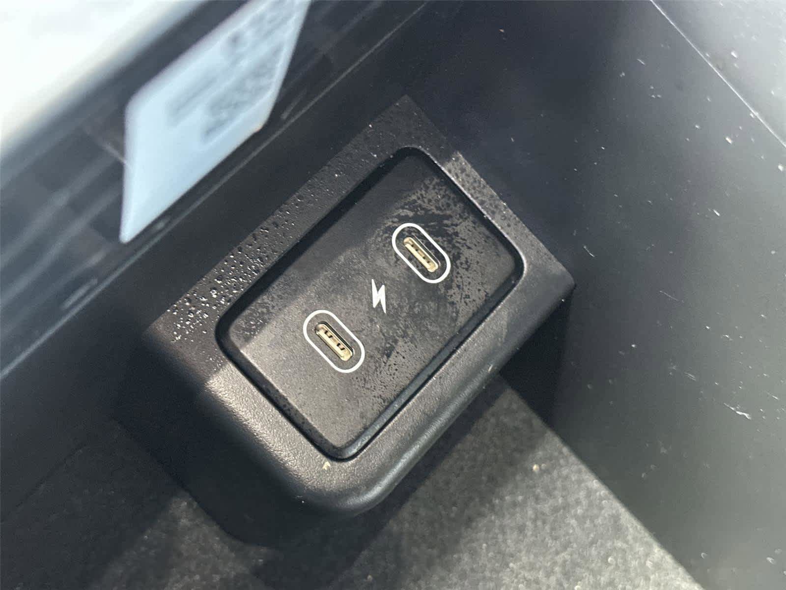 Used 2024 Hyundai Ioniq 6 SE RWD image 40