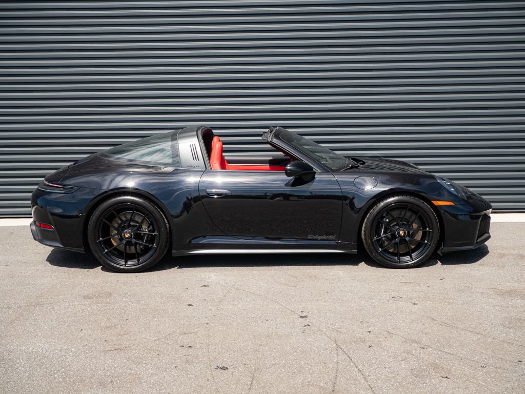 Certified 2026 Porsche 911 Targa 4 GTS AWD/4WD image 25