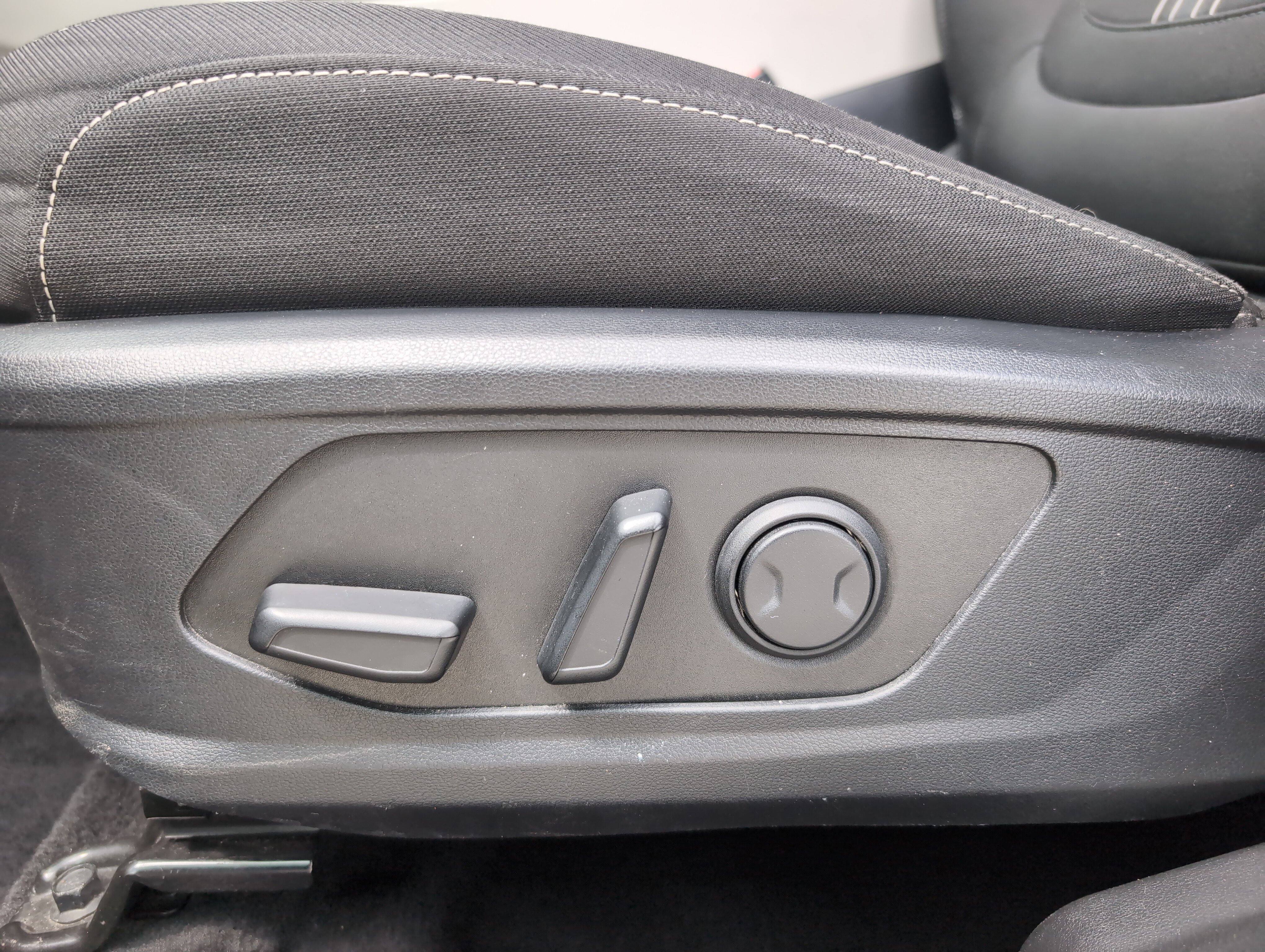 Used 2024 Hyundai Tucson SEL image 16