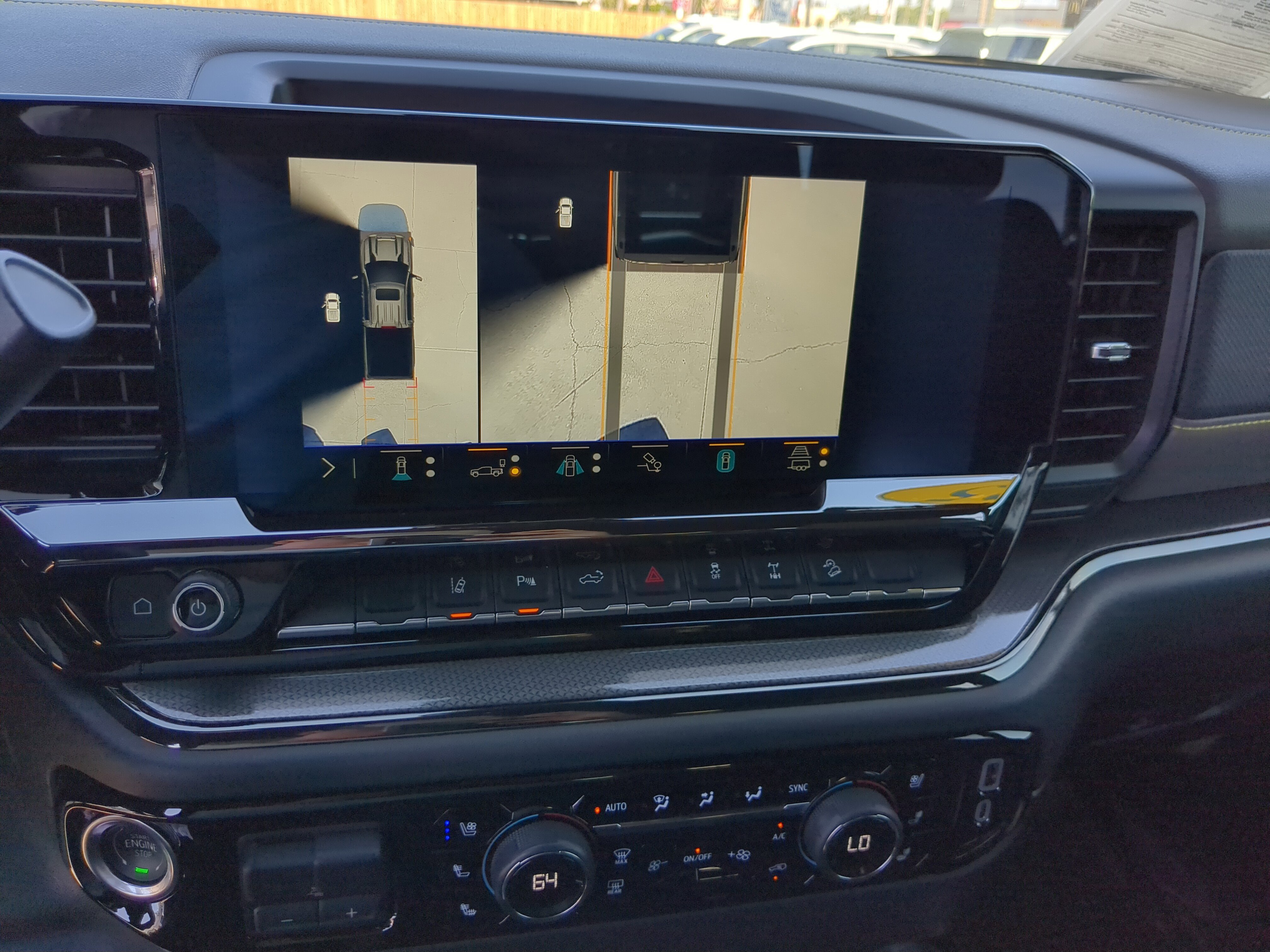 Used 2025 Chevrolet Silverado 2500 ZR2 w/ Technology Package image 23