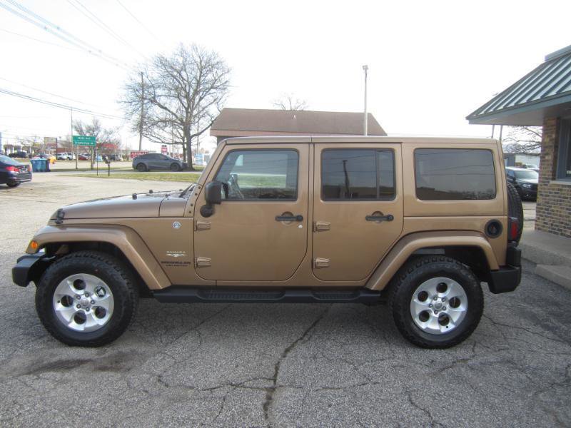 Used 2015 Jeep Wrangler Unlimited Sahara AWD/4WD image 5