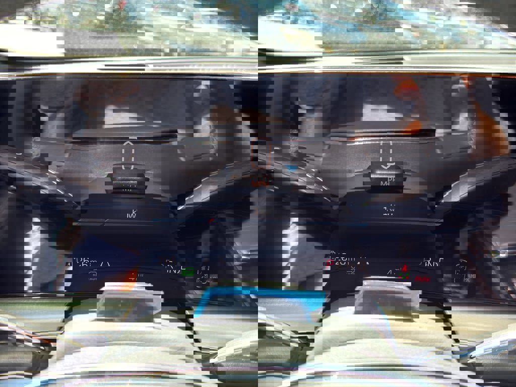 New 2026 Cadillac Lyriq Luxury image 25