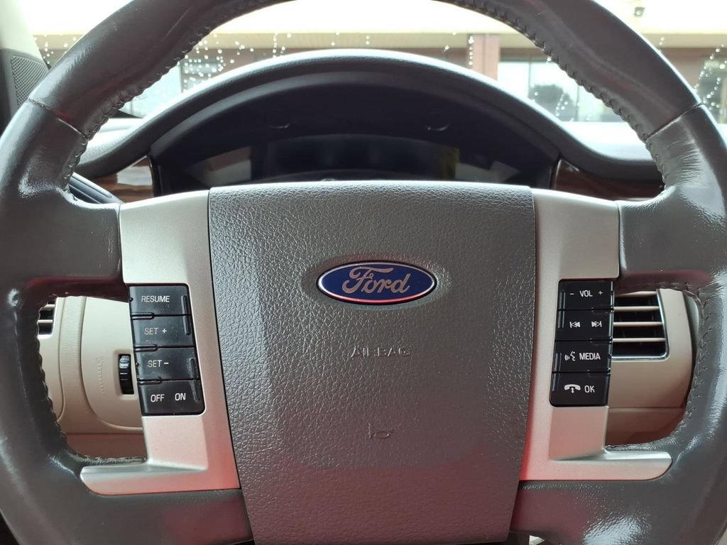 Used 2011 Ford Flex SEL FWD image 20