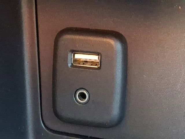 Used 2017 Chevrolet Colorado Z71 image 26