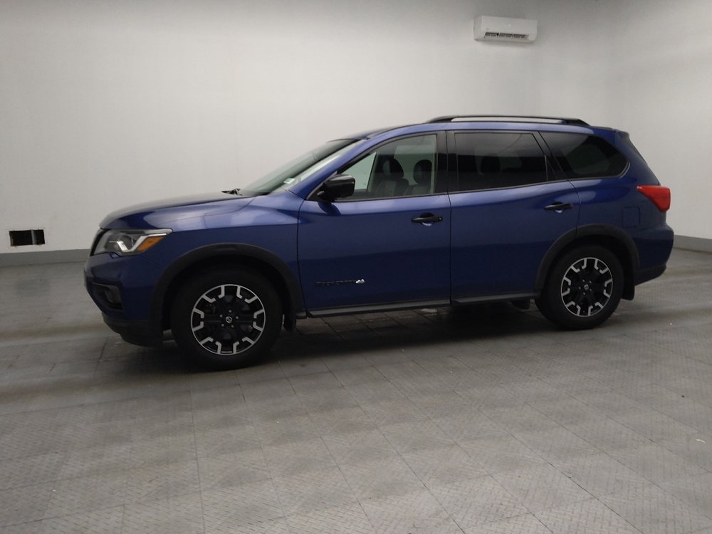 Used 2019 Nissan Pathfinder SL image 2