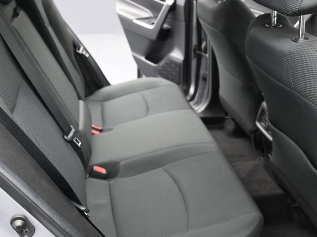 Used 2021 Toyota RAV4 LE image 15