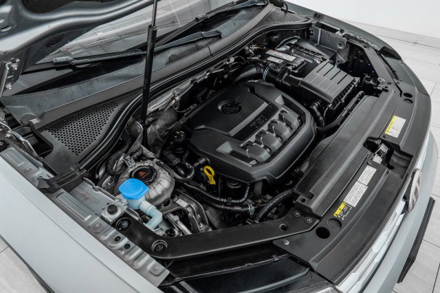 Used 2021 Volkswagen Tiguan SE R-Line image 55