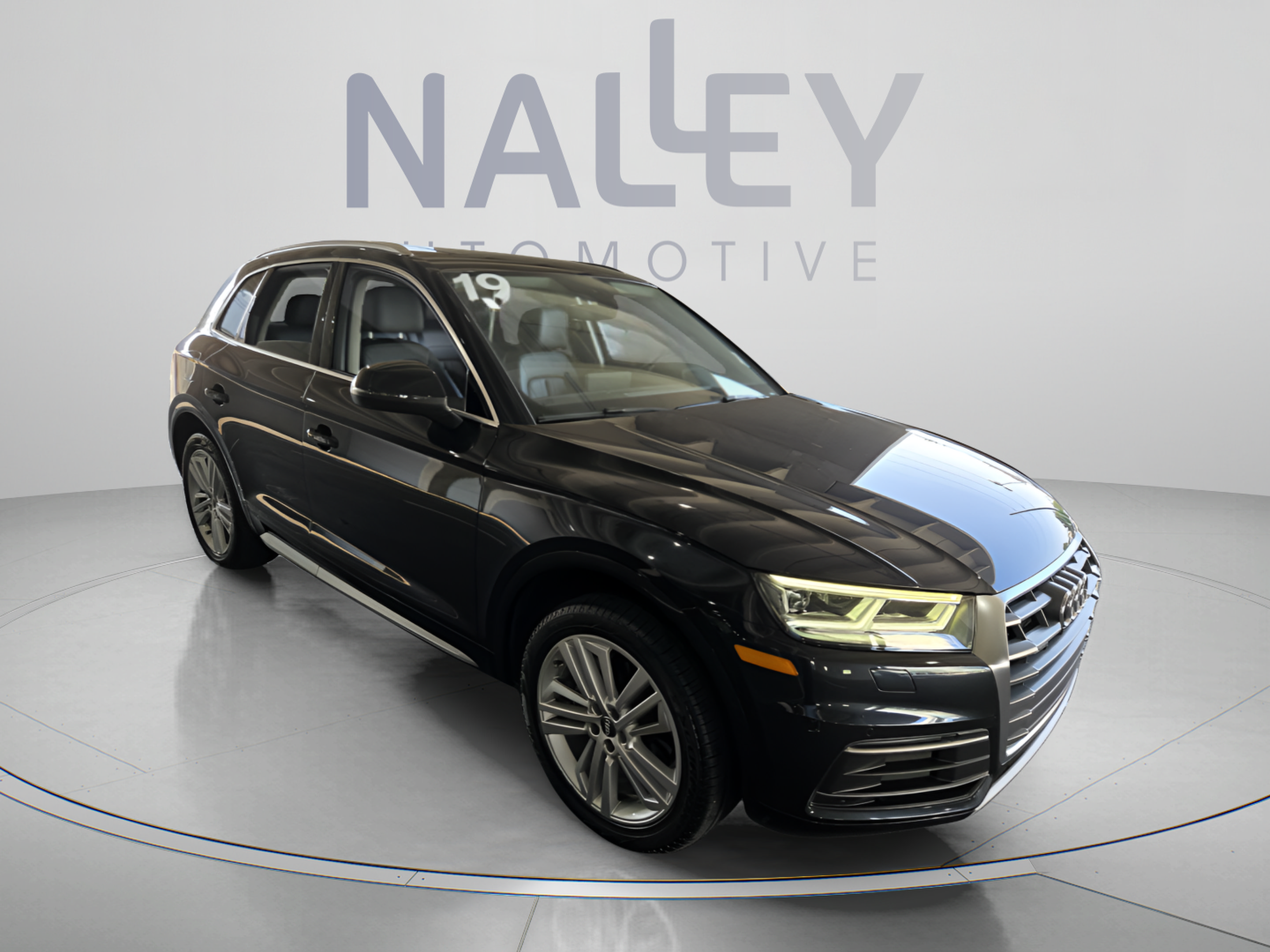 Used 2019 Audi Q5 2.0T Premium Plus w/ Premium Plus Package AWD/4WD image 7