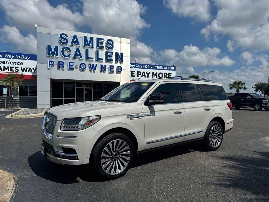 Used 2021 Lincoln Navigator Reserve w/ Luxury Package AWD/4WD image 1