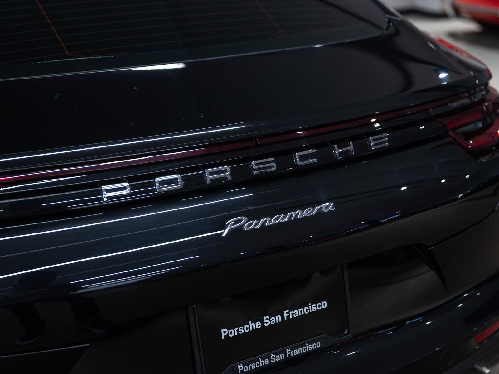 Certified 2020 Porsche Panamera image 21