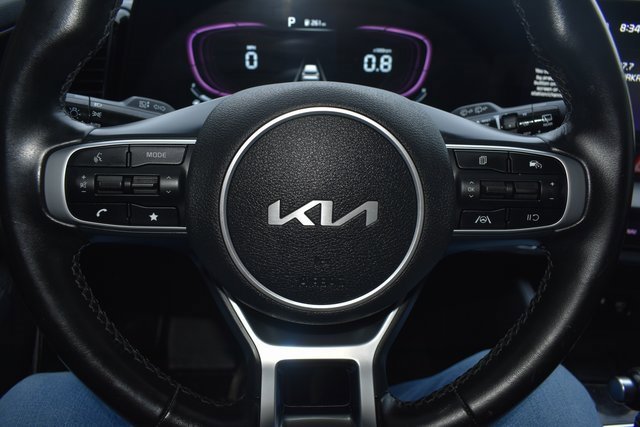 Used 2023 Kia Sportage EX image 18