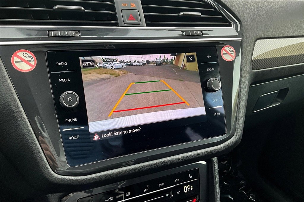 Used 2022 Volkswagen Tiguan SE image 28