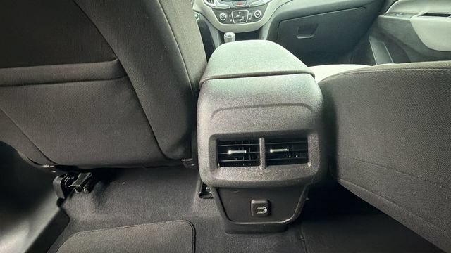 Used 2020 Chevrolet Equinox LS w/ LS Convenience Package FWD image 28