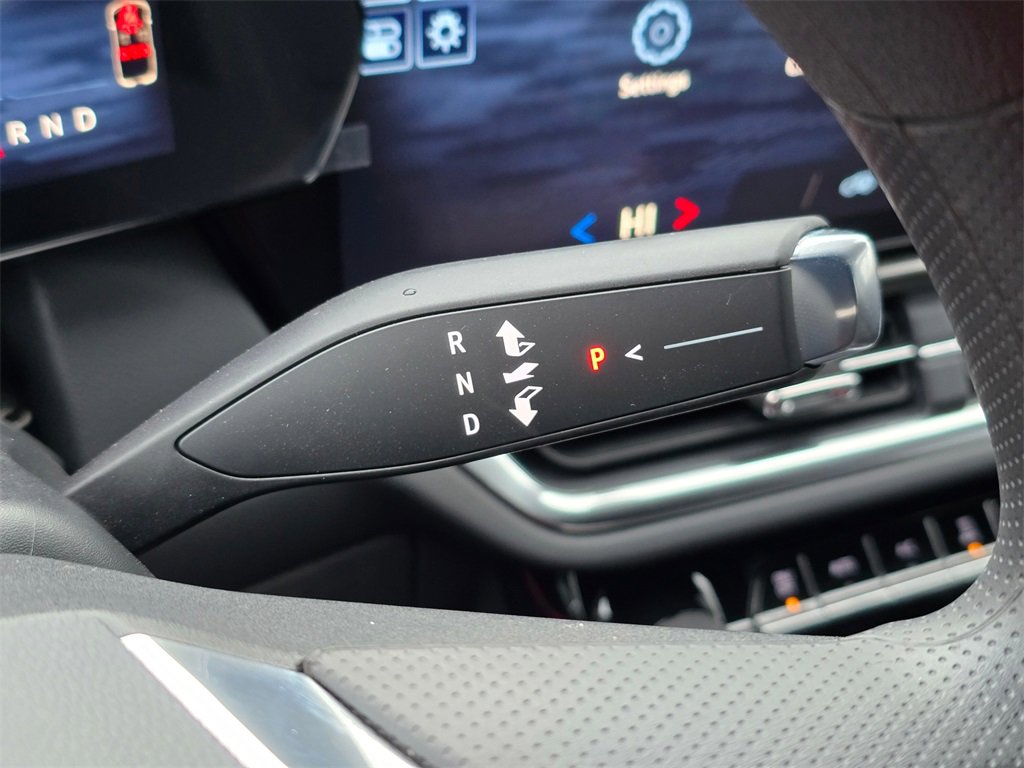 Used 2025 Chevrolet Equinox EV LT image 29